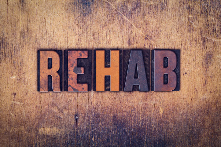 Choosing the Right Alcohol and Drug Rehab Center: Factors to Consider